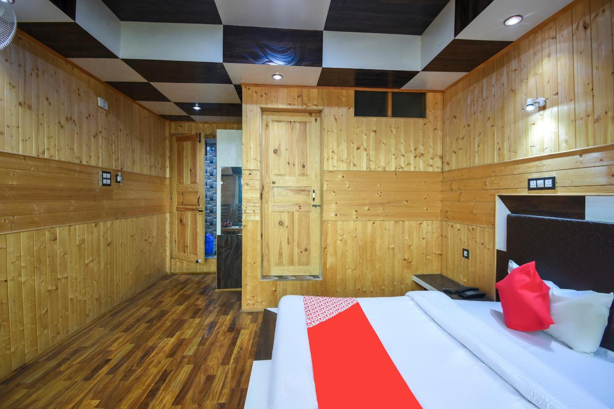 Oyo Hotel New Divine Kashmir Durgjan Exterior photo
