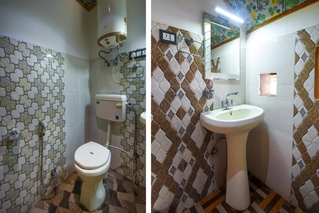 Oyo Hotel New Divine Kashmir Durgjan Room photo
